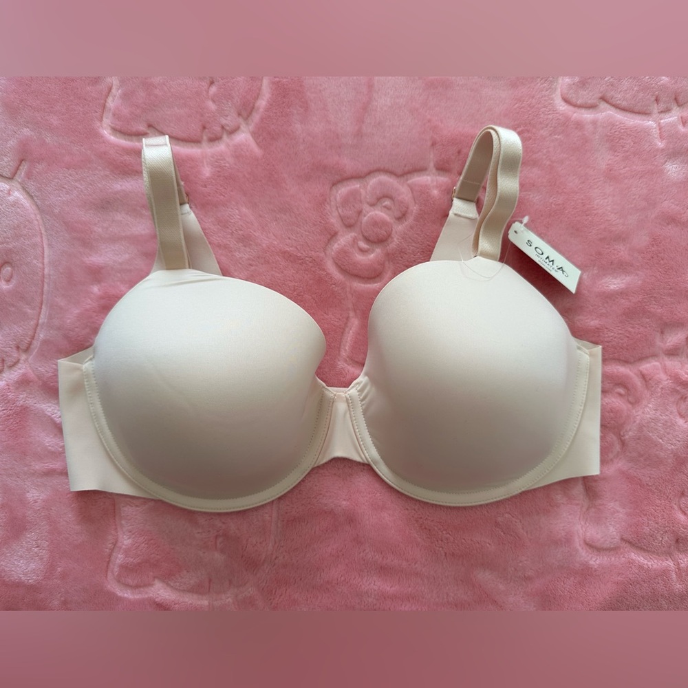 NWT Soma Intimates VANISHING 360
Perfect Coverage Bra